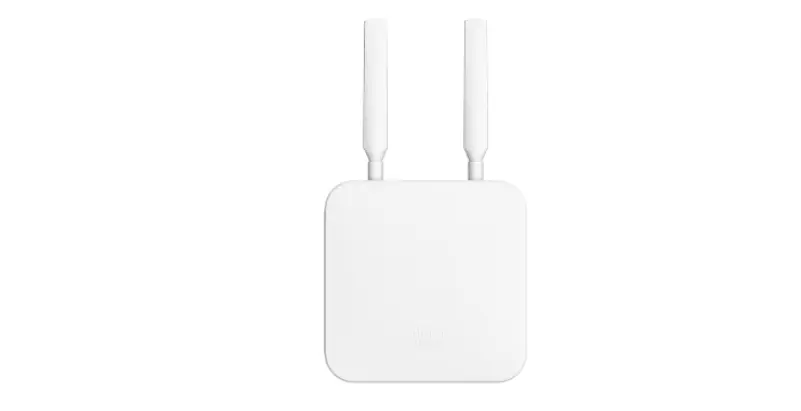 Dispositivo Cisco Meraki MG21E Gateway 4G LTE con antenas para conexión de red empresarial