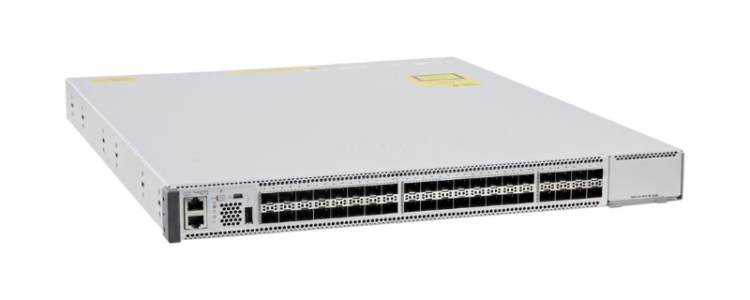 Cisco Catalyst C9500-40X-E-A-3 - Imagen de un switch con 40 puertos 10G y opciones adicionales avanzadas.